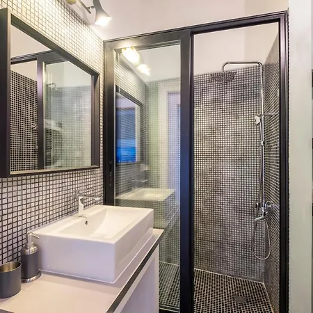 Bluewaveplace - Stylish 2 Bedroom In Center Of * Sofia