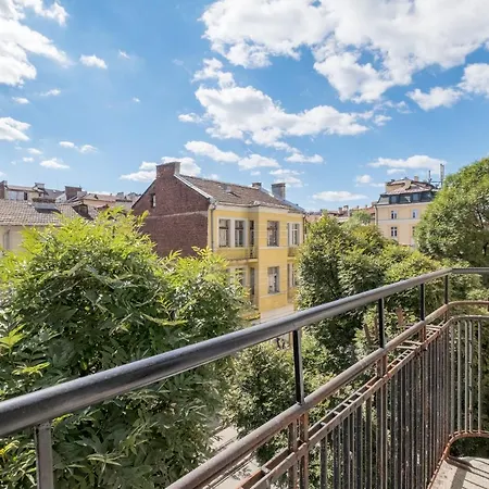 Bluewaveplace - Stylish 2 Bedroom In Center Of Sofia