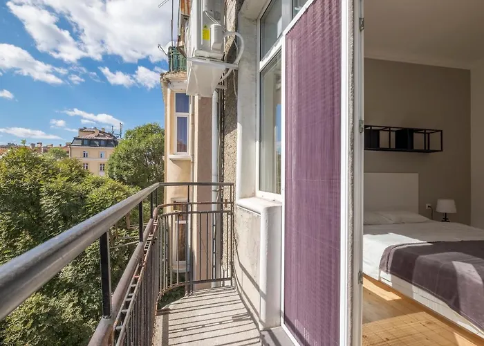 Bluewaveplace - Stylish 2 Bedroom In Center Of Daire