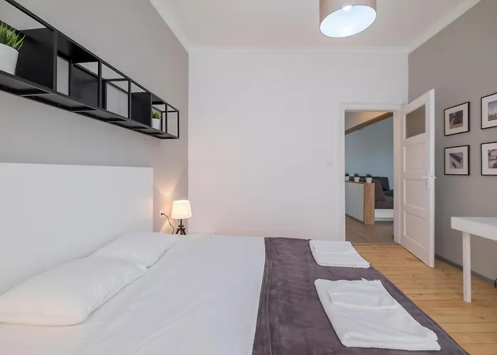 Daire Bluewaveplace - Stylish 2 Bedroom In Center Of Sofya